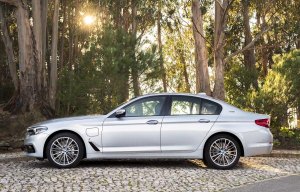 BMW 530e iPerformance G30/G31 252hp