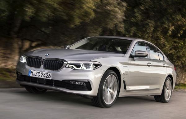 BMW 530i G30/G31 LCI 252pk