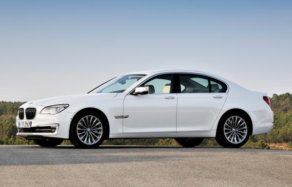 BMW 750d F01/F02 381hp